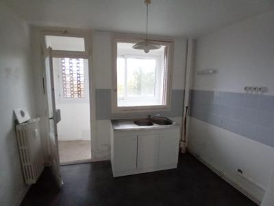Location Appartement 4 pices VOUZIERS 08400