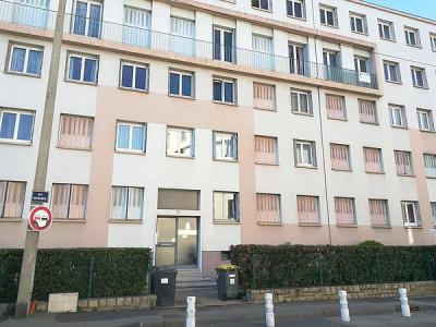Location Appartement 4 pièces CLERMONT-FERRAND 63000