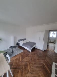 Location Appartement 3 pièces PARIS-16EME-ARRONDISSEMENT 75016