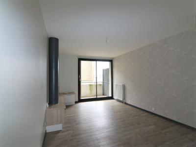 For rent Apartment CHAUMONT 