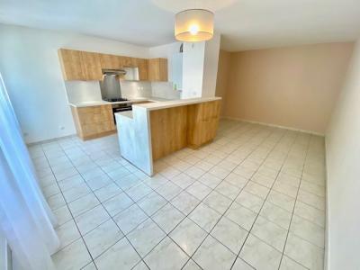 Location Appartement 3 pices LYON-8EME-ARRONDISSEMENT 69008