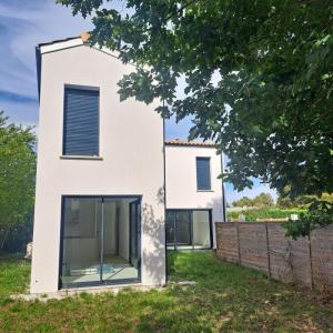 Vente Maison 4 pièces SAINT-JEAN-D'ILLAC 33127