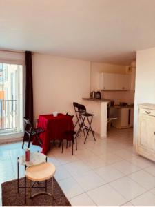 Location Appartement 2 pices SAINT-DENIS 93200