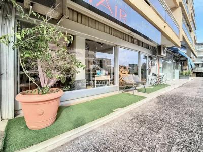 Vente Local commercial FREJUS 83600