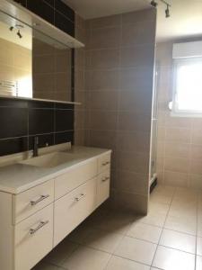 Location Maison BEUVEILLE 