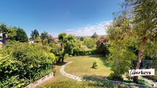 Vente Maison 8 pices MAURECOURT 78780