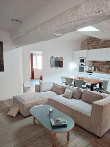 Vente Appartement 4 pièces BEAURECUEIL 13100