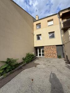 photo For rent Apartment GIVRY 71