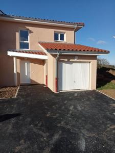 Location Maison 4 pices GARNERANS 01140