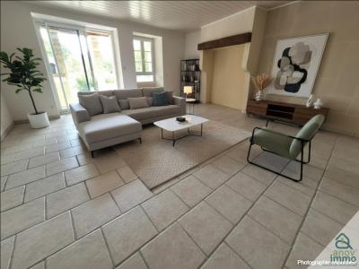 Vente Maison 7 pièces MONTMOREAU-SAINT-CYBARD 16190