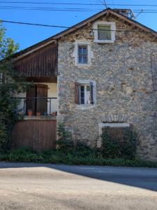 Vente Maison 7 pices BERLATS 81260