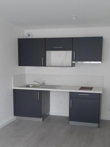 photo For rent Apartment SAINT-JEAN-DE-LA-RUELLE 45