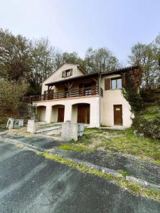 Vente Maison 7 pièces CHAMPCEVINEL 24750