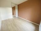 Louer Appartement Freneuse 741 euros