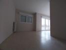 Louer Appartement 68 m2 Wassy