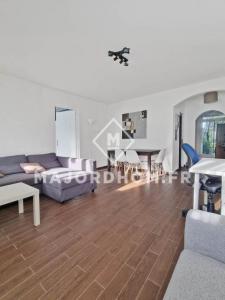 Vente Appartement 3 pièces MARSEILLE-8EME-ARRONDISSEMENT 13008