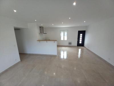 photo For rent House CADAUJAC 33