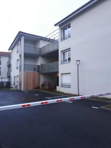 photo For rent Apartment REPLONGES 01