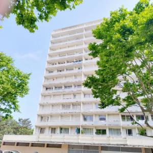 Vente Appartement 4 pièces LYON-8EME-ARRONDISSEMENT 69008