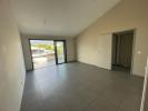 Louer Appartement 65 m2 Saint-pierre