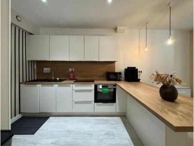 Location Appartement 4 pièces BORDEAUX 33000