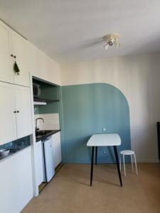 photo For rent Apartment BORDEAUX 33