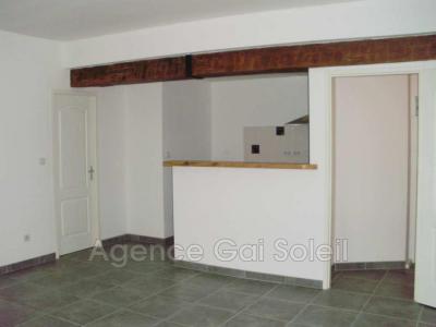 Location Appartement NISSAN-LEZ-ENSERUNE 