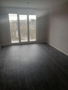 photo For rent Apartment LIMOGES 87