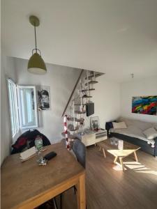 Location Appartement SAINT-JEAN-D'ILLAC  33