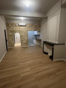 Vente Appartement 2 pices SAINT-GILLES 30800