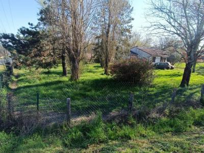 photo For sale Land SAINT-SAVIN 33