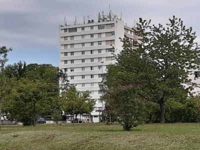 Location Appartement 4 pièces LUXEUIL-LES-BAINS 70300