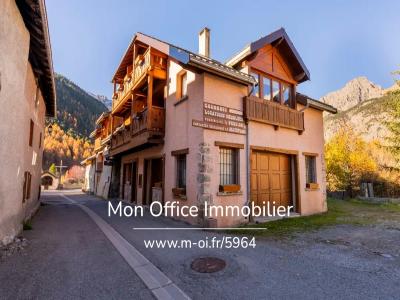 Vente Maison 7 pièces CEILLAC 05600