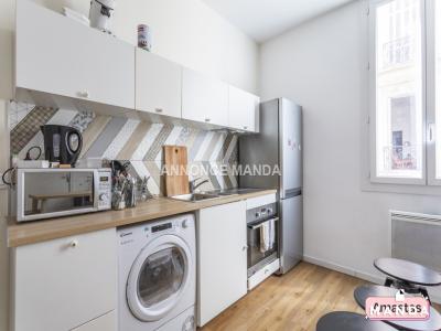 Location Appartement 5 pièces MARSEILLE-1ER-ARRONDISSEMENT 13001