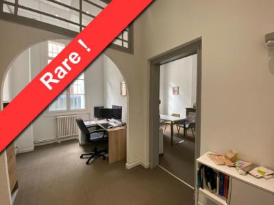 Location Local commercial NIMES 30000