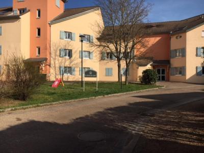 Location Appartement 3 pièces FONTAINES 71150