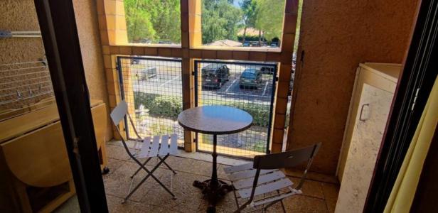 photo For rent Apartment HOURTIN 33