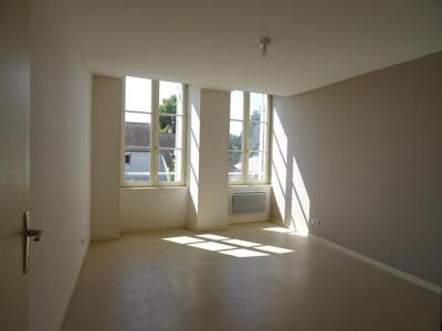 Location Appartement NOYERS  89
