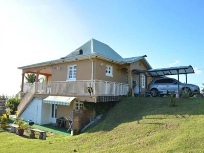 Location Appartement 3 pièces CARBET 97221