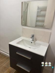 Location Appartement 3 pièces AVESNES-SUR-HELPE 59440