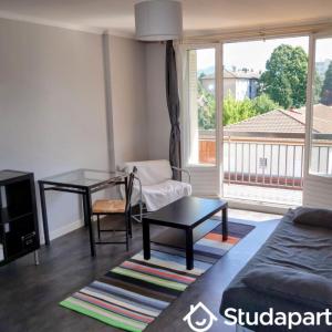 Location Appartement SAINT-MARTIN-D'HERES 38400