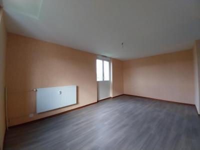 Location Appartement FRONCLES 