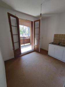 Location Appartement 3 pi�ces REVEL 31250
