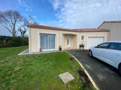 For rent House SAINT-MATHURIN  85
