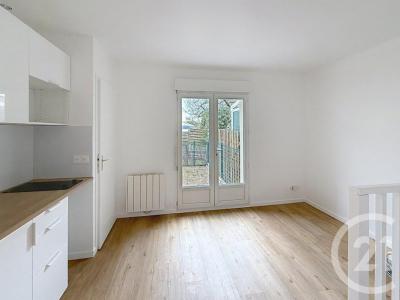 Location Appartement SAINT-MAUR-DES-FOSSES 