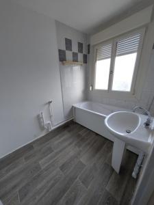 For rent Apartment SENONES 