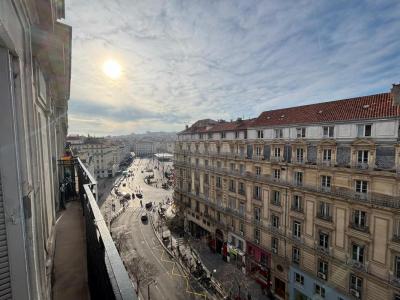 Location Appartement 3 pi�ces MARSEILLE-1ER-ARRONDISSEMENT 13001