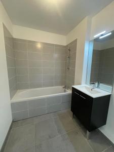 For rent Apartment EYBENS 