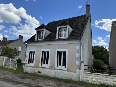 Vente Maison 5 pi�ces SAINT-AMAND-MONTROND 18200