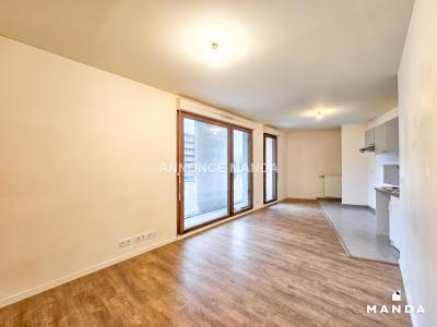 Location Appartement MONTREUIL 93100